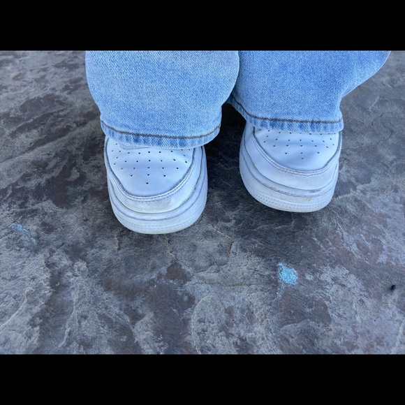 Shoes - Picture 2 of 2